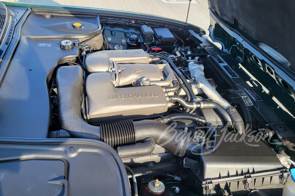 2001 Jaguar X308 XJR - Image 5 of 16