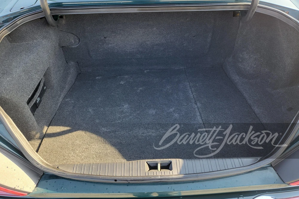 2001 Jaguar X308 XJR - Image 11 of 16