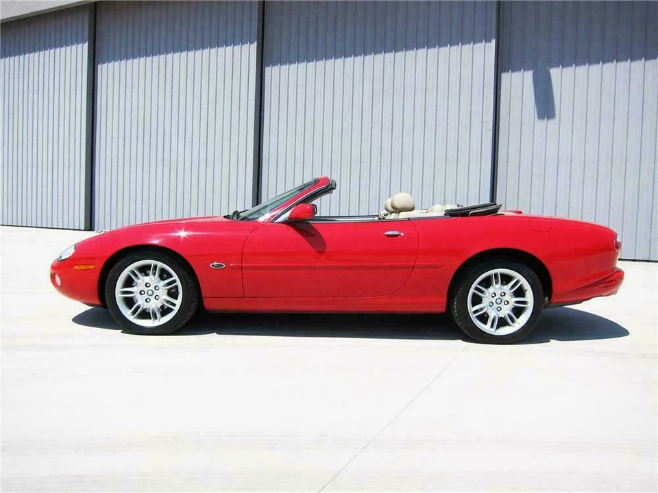 2001 Jaguar X100 XK8 - Image 3 of 3