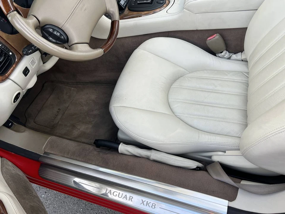 2001 Jaguar X100 XK8 - Image 10 of 18