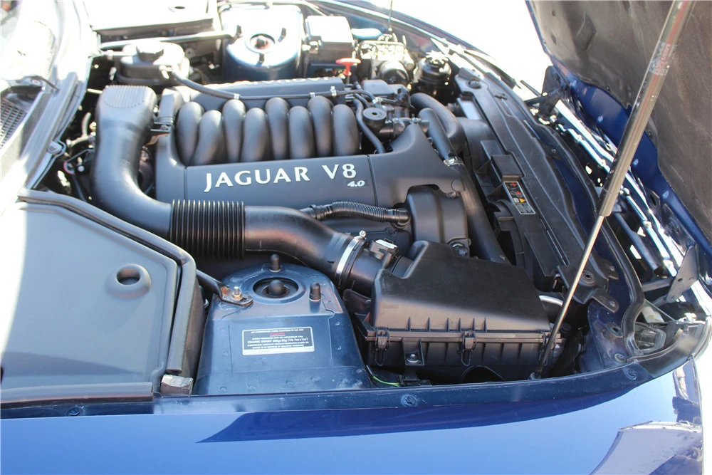2001 Jaguar X100 XK8 - Image 3 of 5