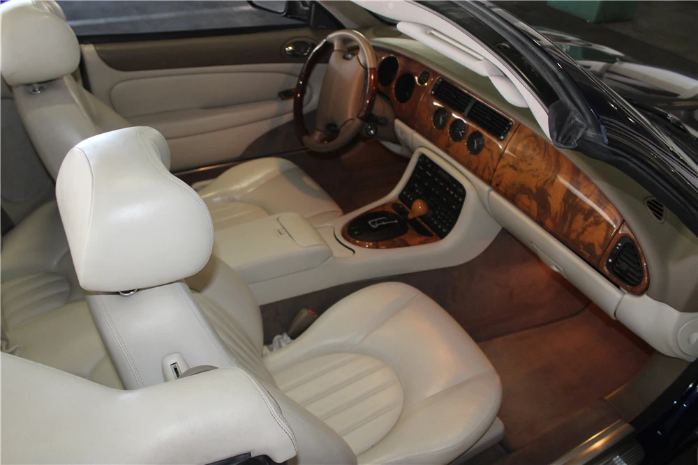 2001 Jaguar X100 XK8 - Image 4 of 5