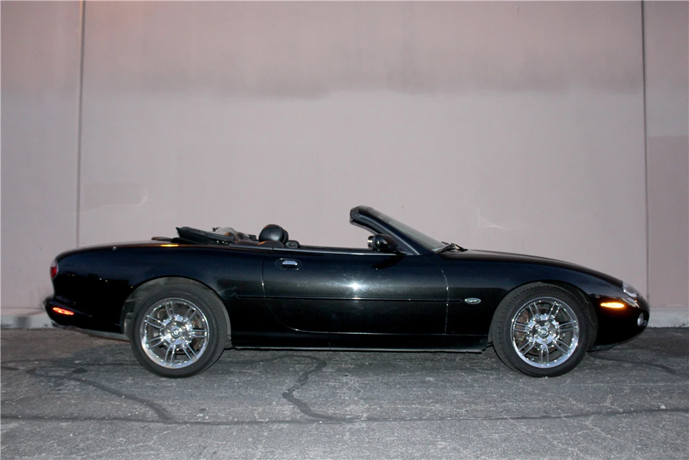 2001 Jaguar X100 XK8 - Image 5 of 5