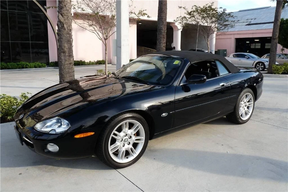 2001 Jaguar X100 XK8 - Image 2 of 4