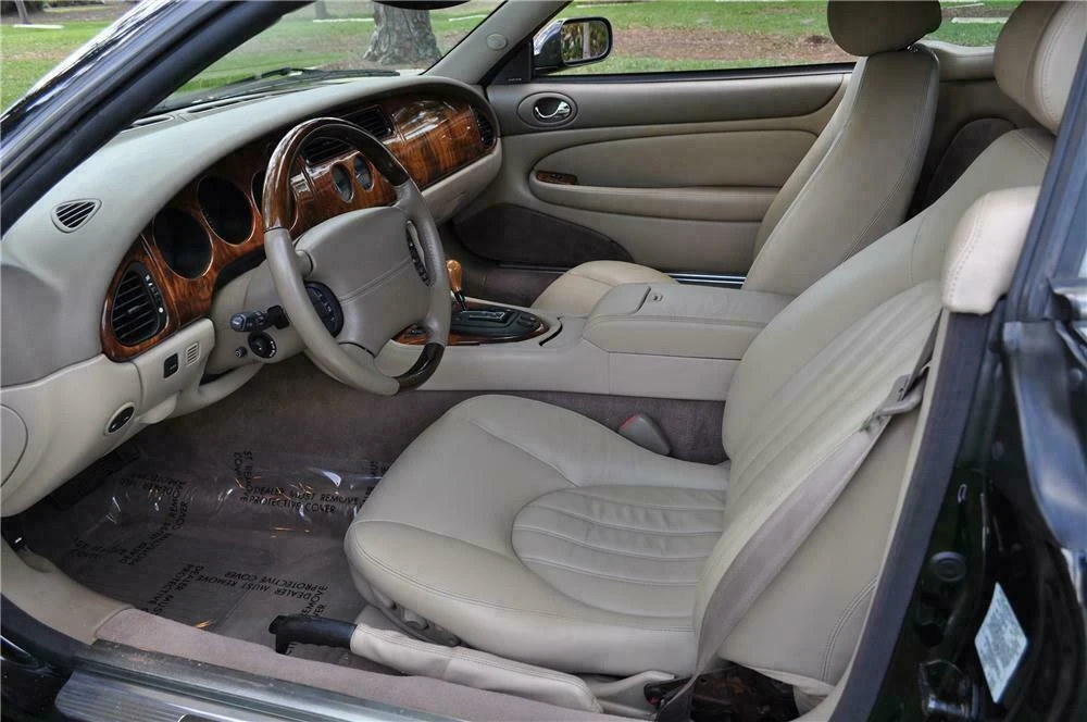 2001 Jaguar X100 XK8 - Image 4 of 5