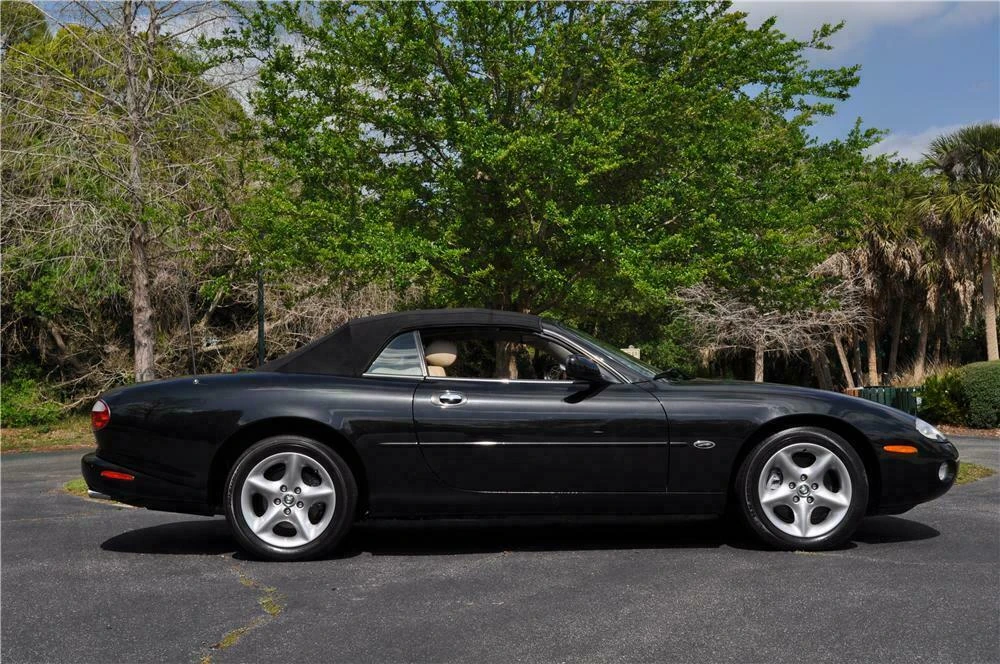 2001 Jaguar X100 XK8 - Image 5 of 5