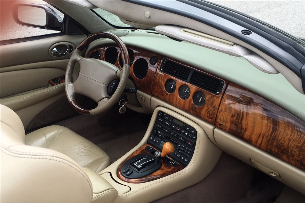 2001 Jaguar X100 XK8 - Image 4 of 5