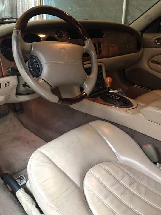 2001 Jaguar X100 XK8 - Image 14 of 23