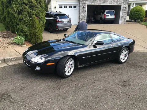 2001 Jaguar XK8 Coupe