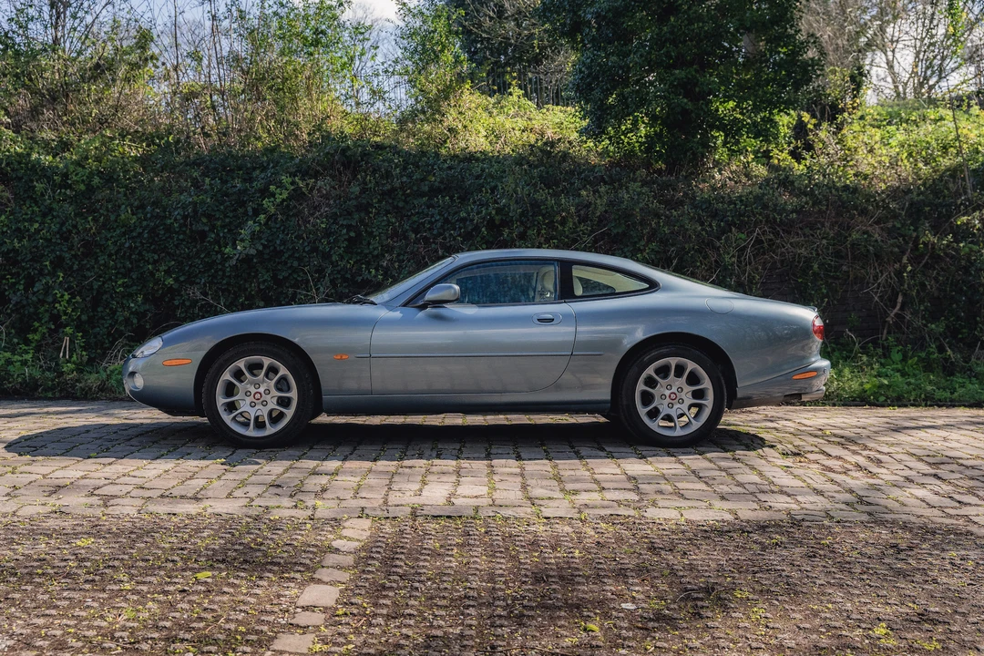 2001 Jaguar X100 XKR - Image 9 of 31