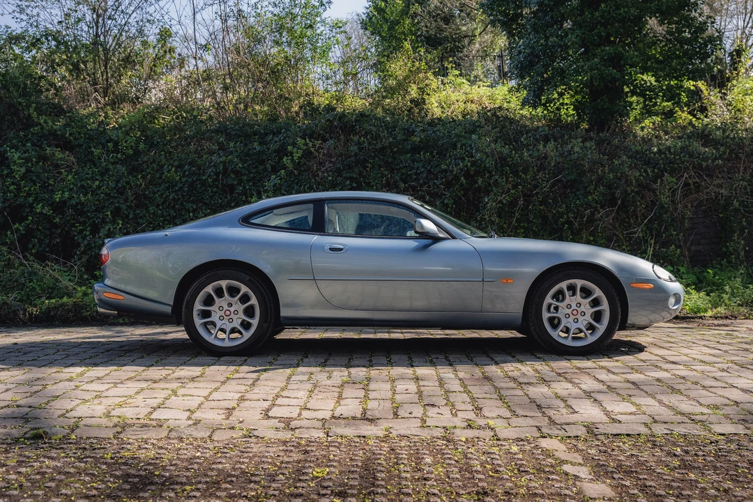 2001 Jaguar X100 XKR - Image 5 of 31