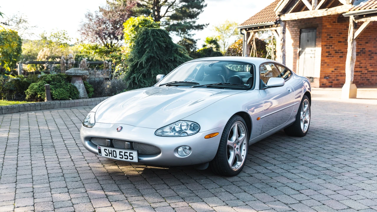 2001 Jaguar X100 XKR - Image 10 of 31