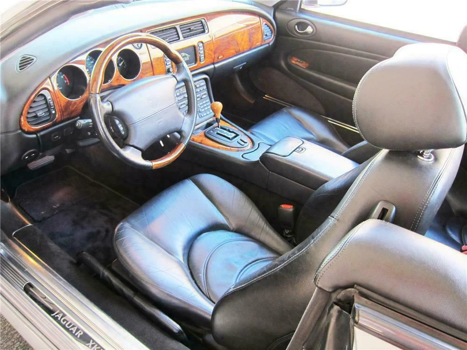 2001 Jaguar X100 XKR - Image 4 of 5