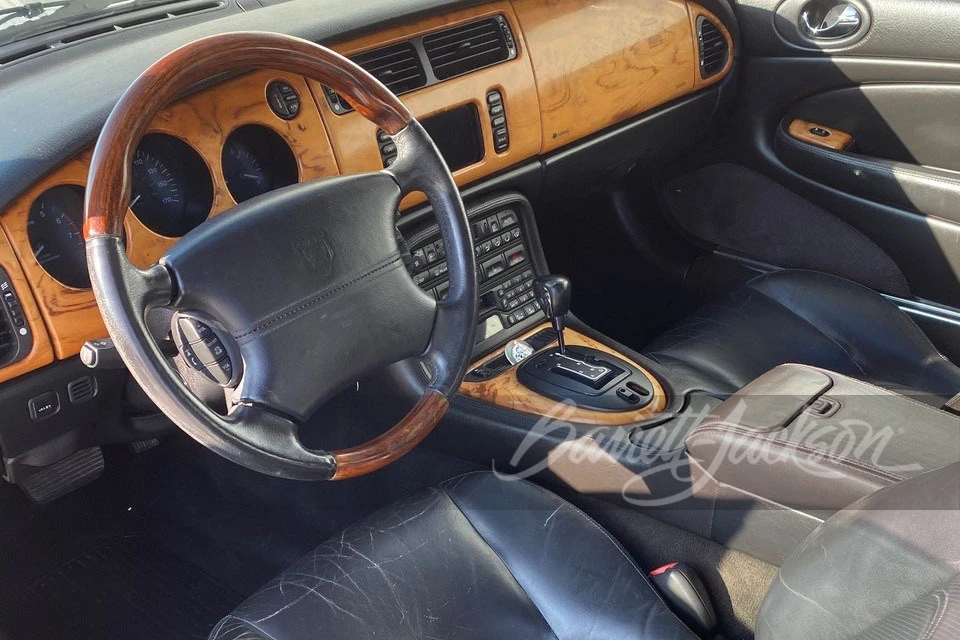 2001 Jaguar X100 XKR - Image 3 of 14