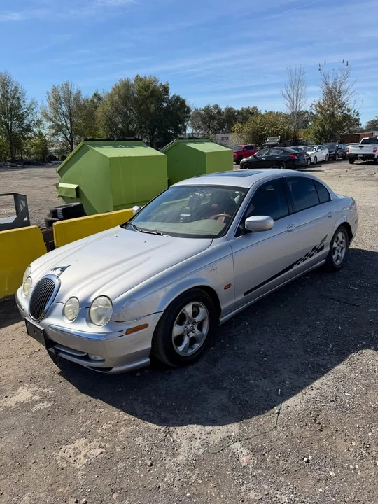 2001 Jaguar S-Type 2nd Gen - Image 2 of 6