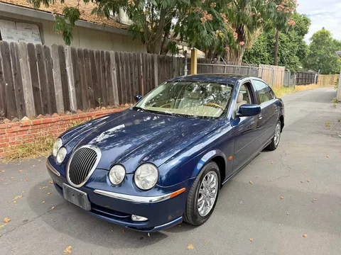 2001 Jaguar S-TYPE V8 Sedan 4D