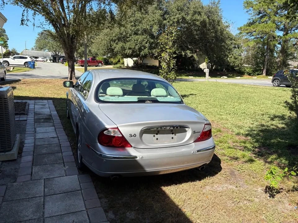 2001 Jaguar S-Type 2nd Gen - Image 2 of 5