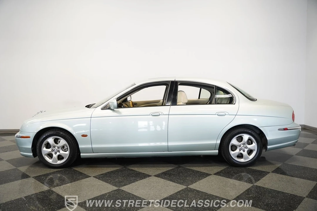 2001 Jaguar S-Type 2nd Gen - Image 3 of 12