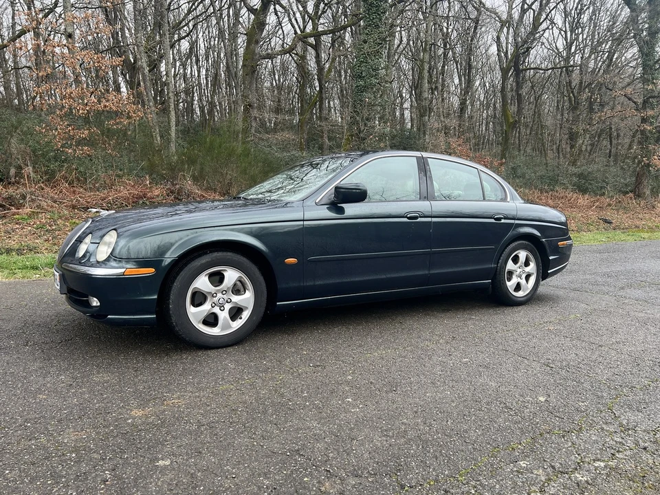 2001 Jaguar S-Type 2nd Gen - Image 3 of 30