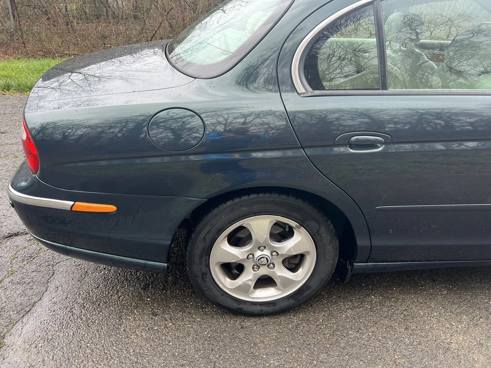 2001 Jaguar S-Type 2nd Gen - Image 25 of 30