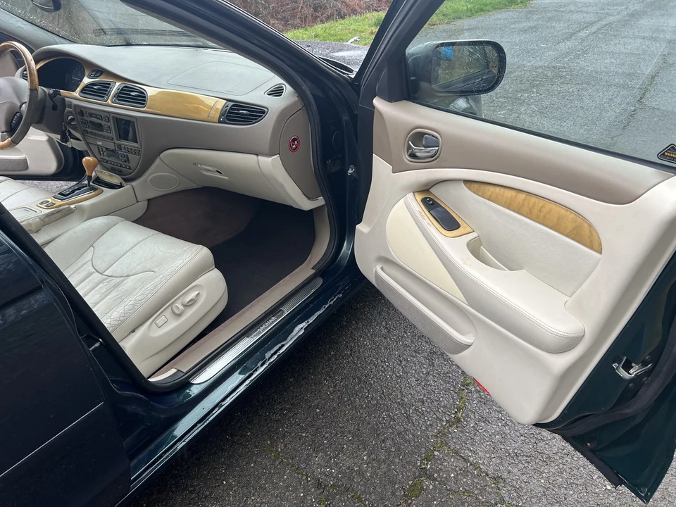 2001 Jaguar S-Type 2nd Gen - Image 15 of 30