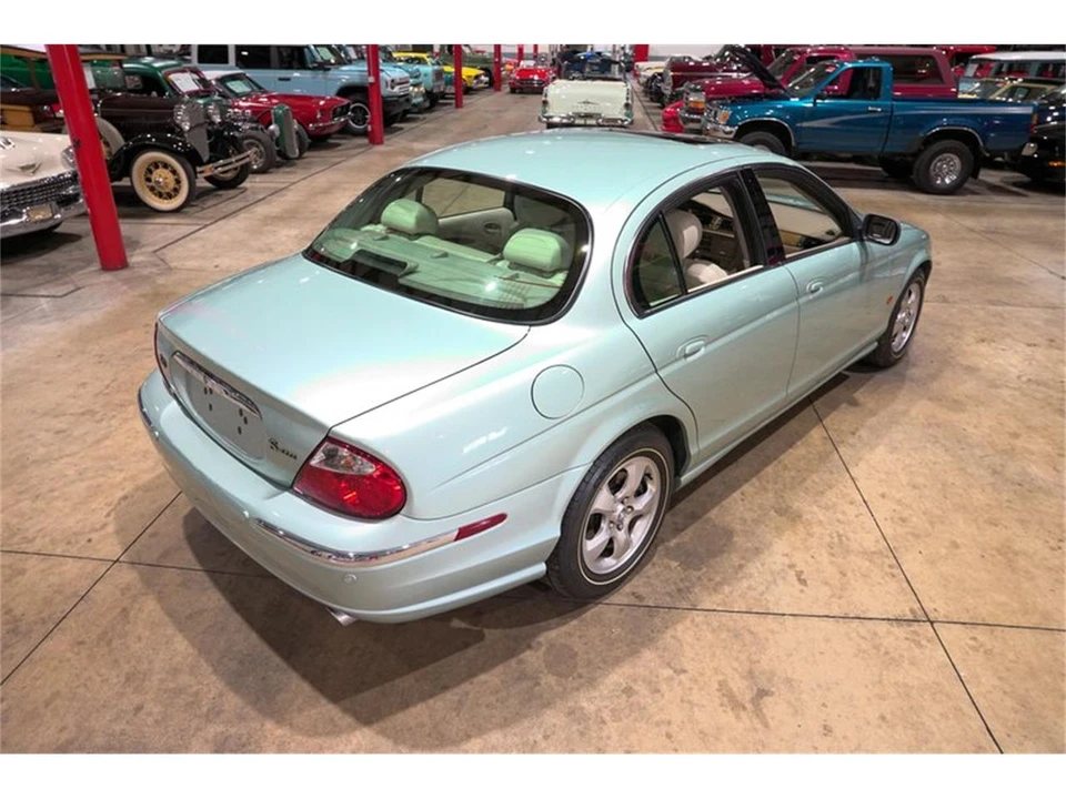 2001 Jaguar S-Type 2nd Gen - Image 17 of 31