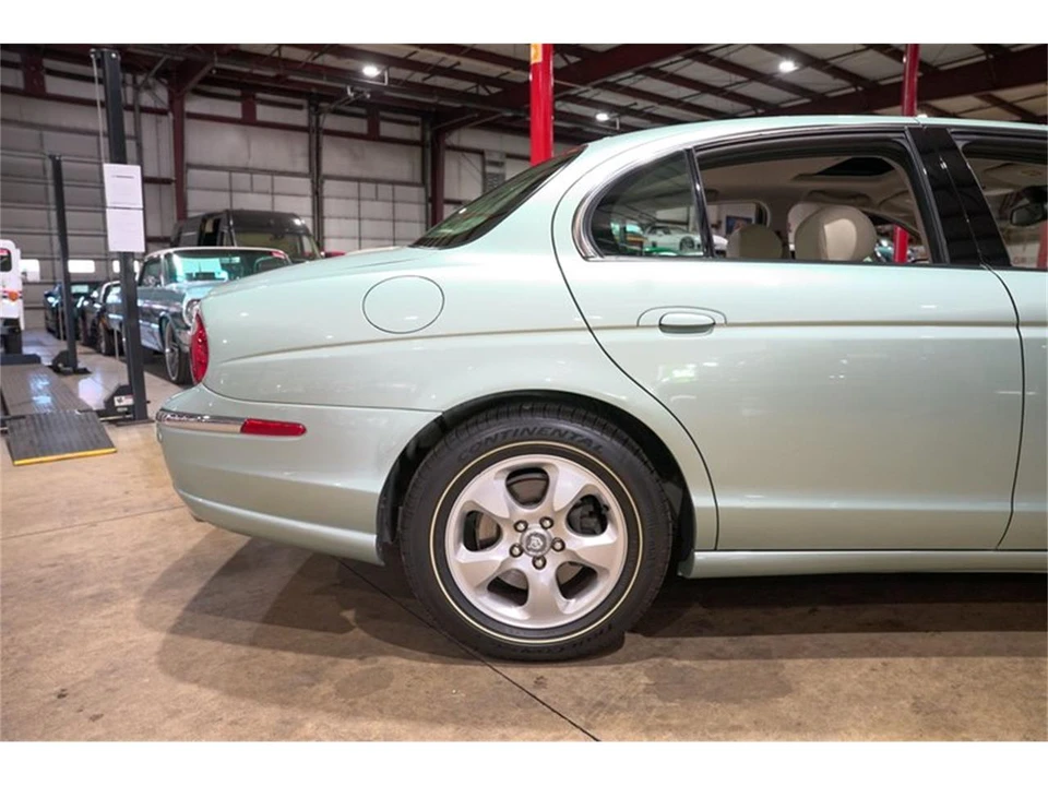 2001 Jaguar S-Type 2nd Gen - Image 9 of 31