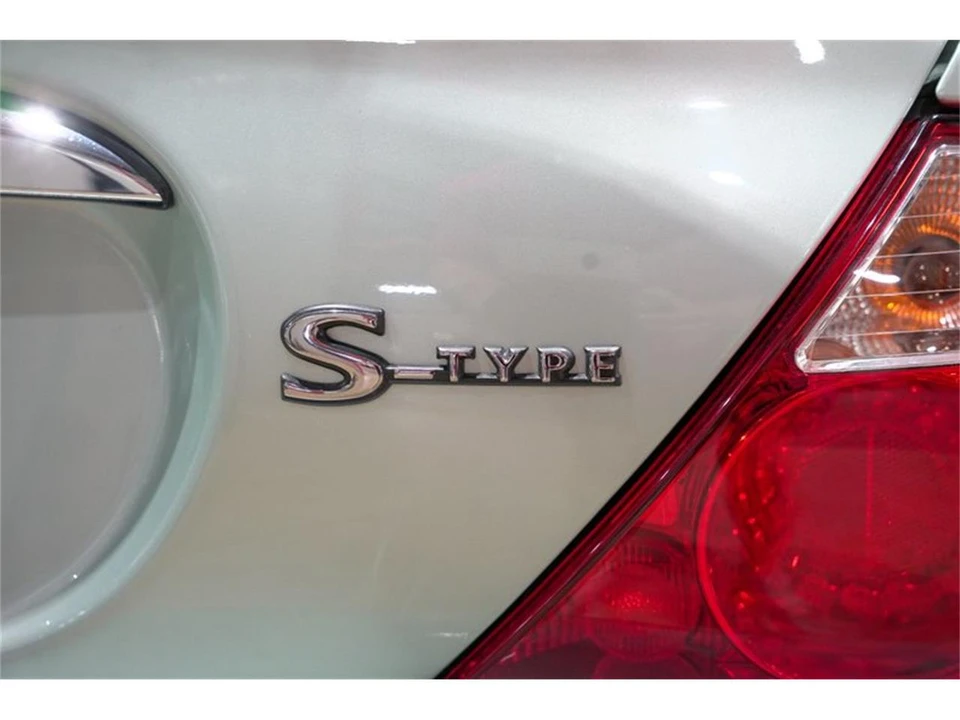 2001 Jaguar S-Type 2nd Gen - Image 24 of 31