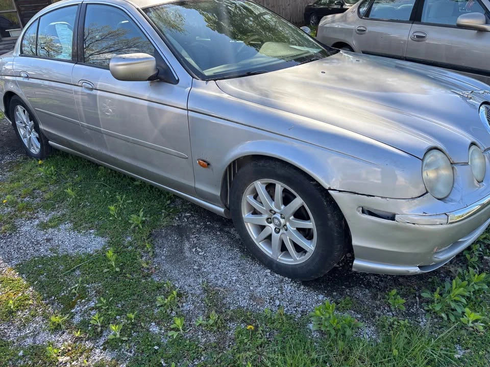2001 Jaguar S-Type 2nd Gen - Image 2 of 10