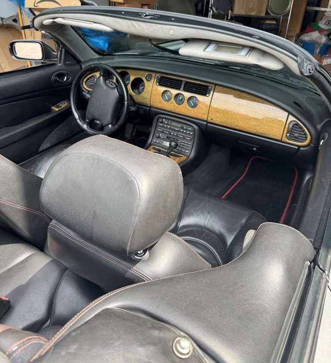 2001 Jaguar X100 XK8 - Image 5 of 10