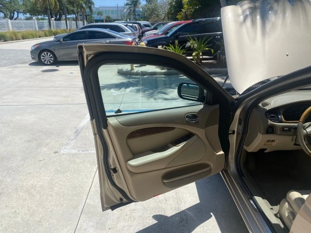 2001 Jaguar S-Type 2nd Gen - Image 10 of 21