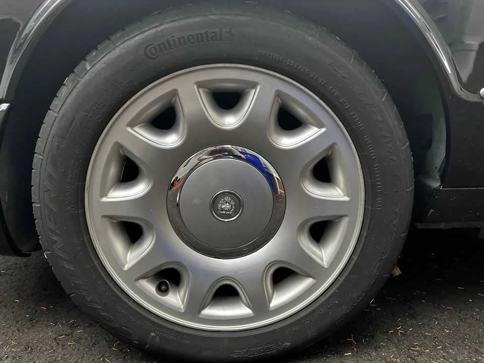 2001 Jaguar X308 XJ - Image 15 of 20