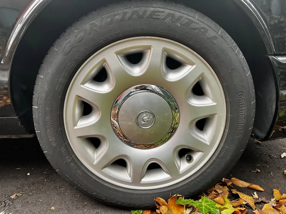 2001 Jaguar X308 XJ - Image 18 of 20