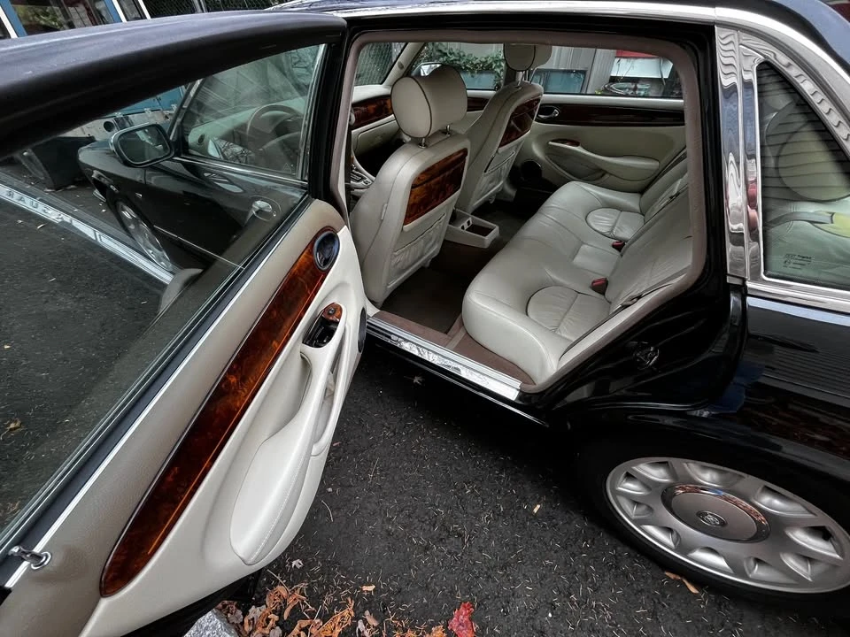 2001 Jaguar X308 XJ - Image 7 of 20