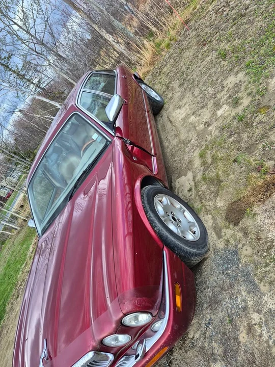 2001 Jaguar X308 XJ - Image 3 of 10