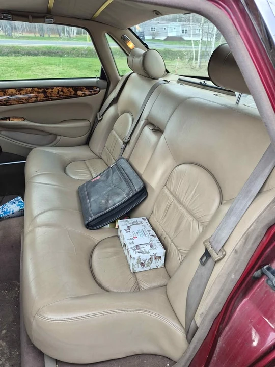 2001 Jaguar X308 XJ - Image 10 of 10