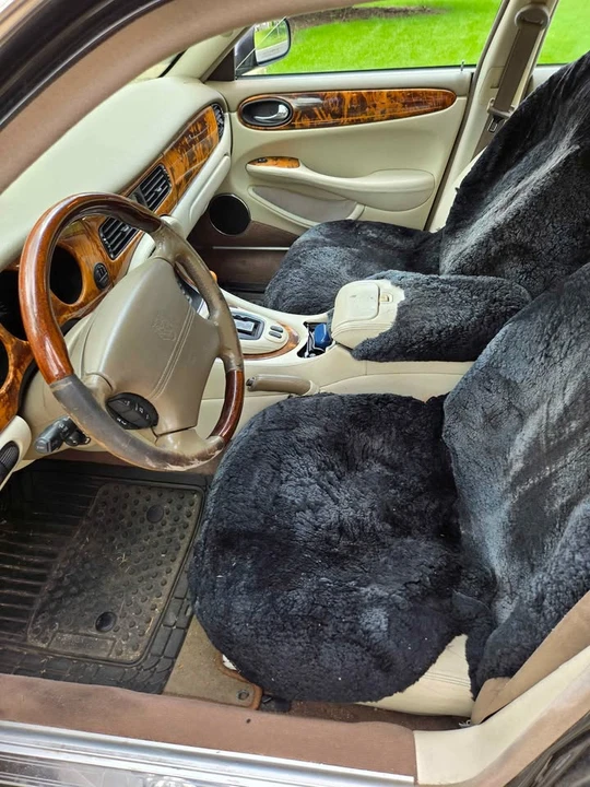 2001 Jaguar X308 XJ - Image 5 of 8