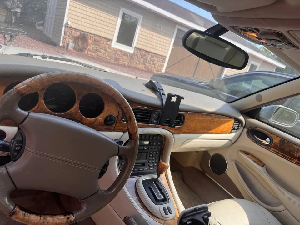 2001 Jaguar X308 XJ - Image 7 of 13