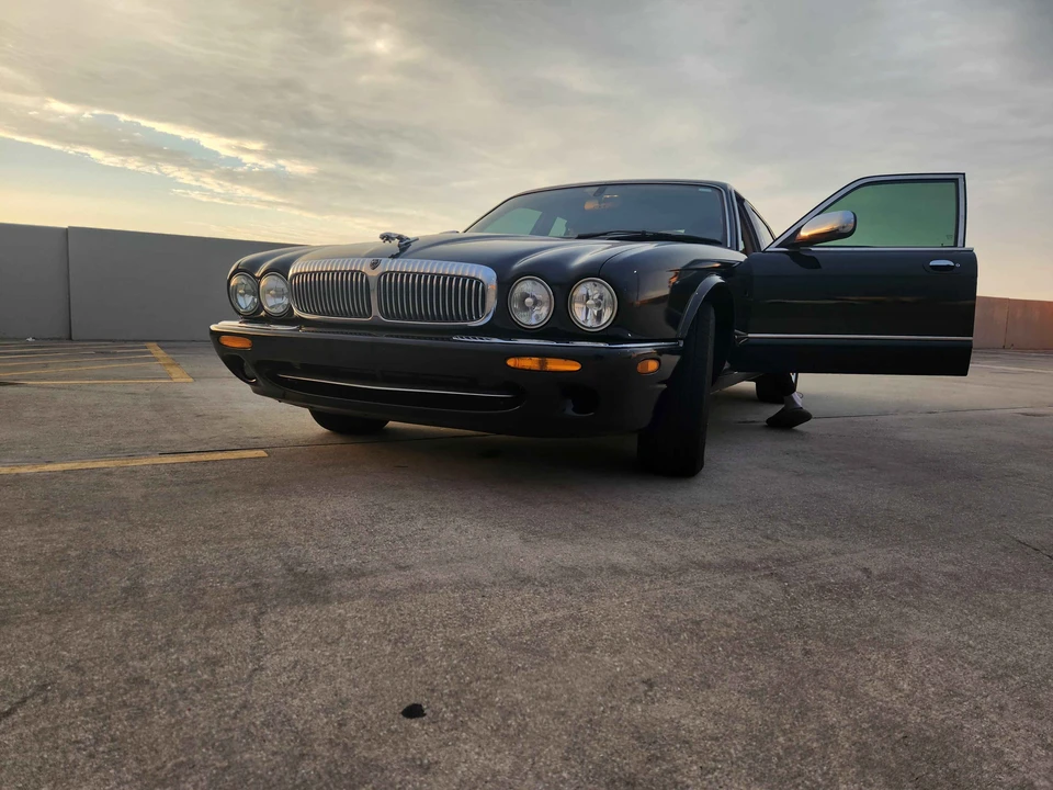 2001 Jaguar X308 XJ - Image 8 of 31