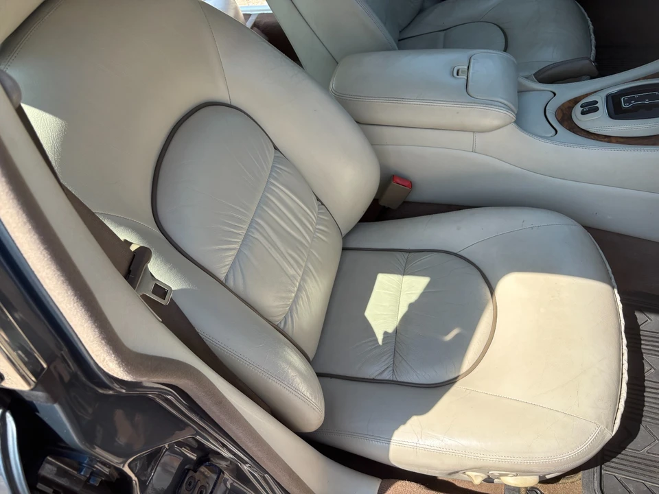 2001 Jaguar X308 XJ - Image 10 of 20