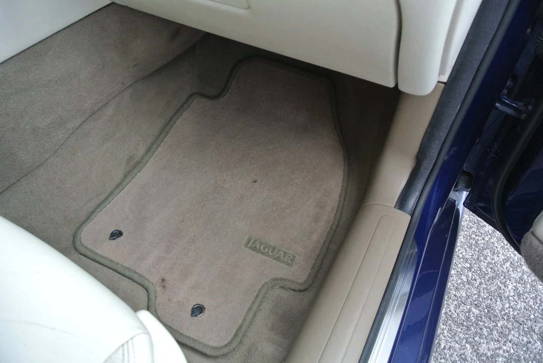 2001 Jaguar X-Type - Image 28 of 30
