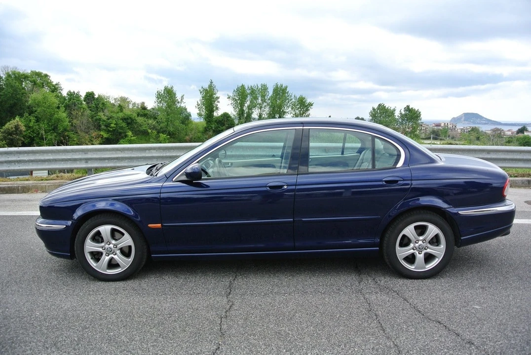 2001 Jaguar X-Type - Image 4 of 30