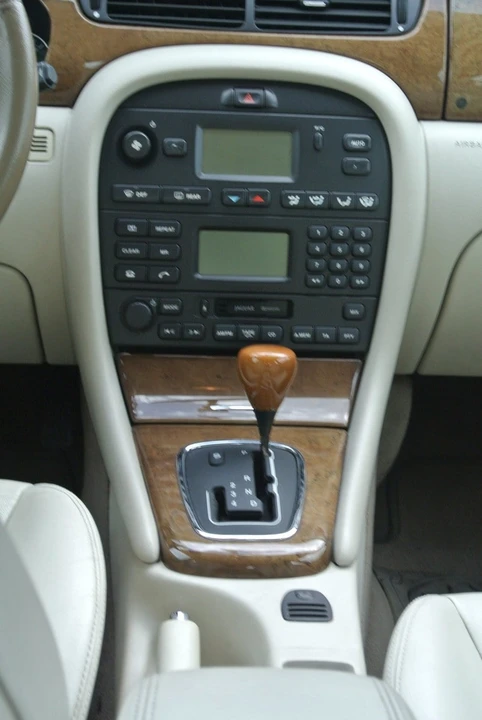 2001 Jaguar X-Type - Image 23 of 31