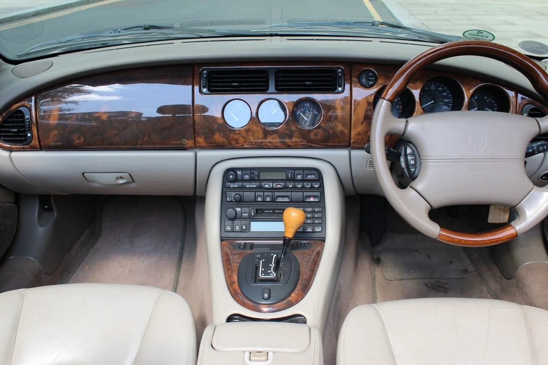 2001 Jaguar X100 XK8 - Image 30 of 30