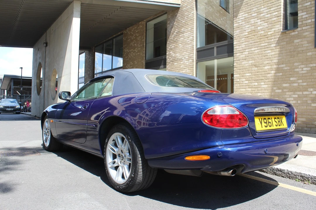 2001 Jaguar X100 XK8 - Image 16 of 30