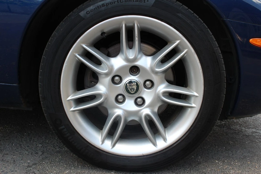 2001 Jaguar X100 XK8 - Image 21 of 30