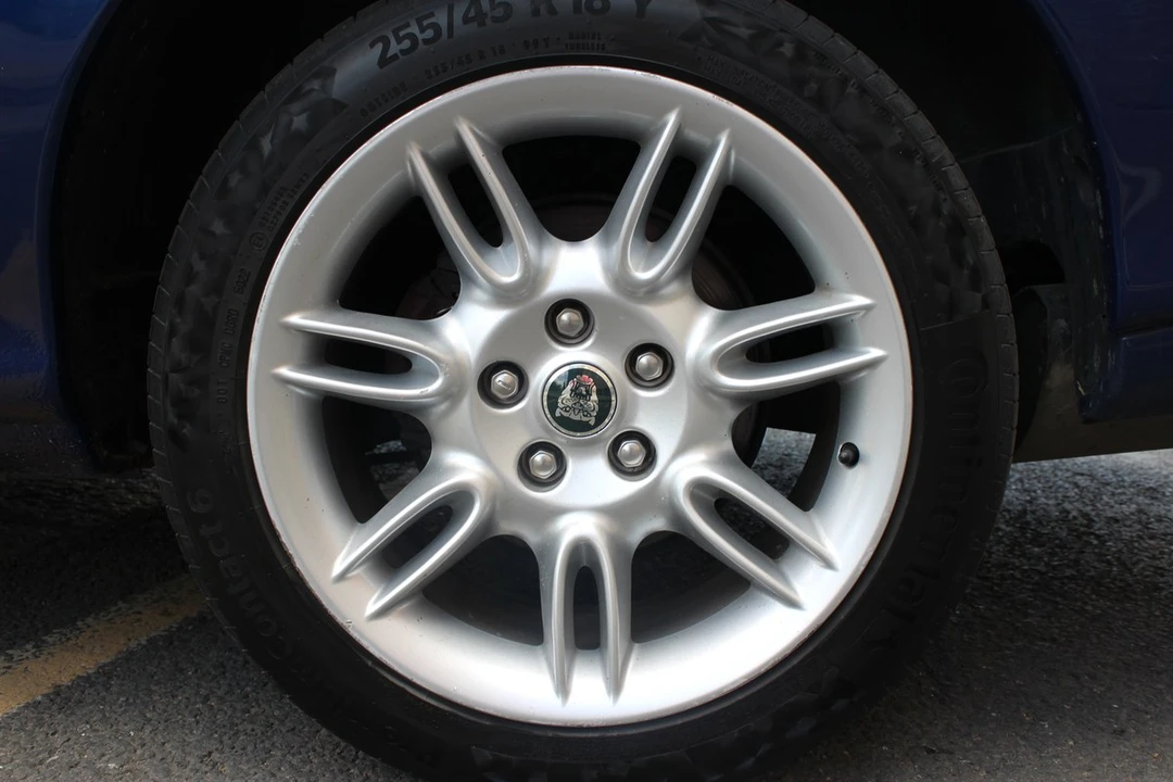 2001 Jaguar X100 XK8 - Image 22 of 30