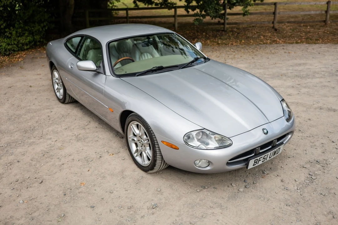 2001 Jaguar X100 XK8 - Image 19 of 30