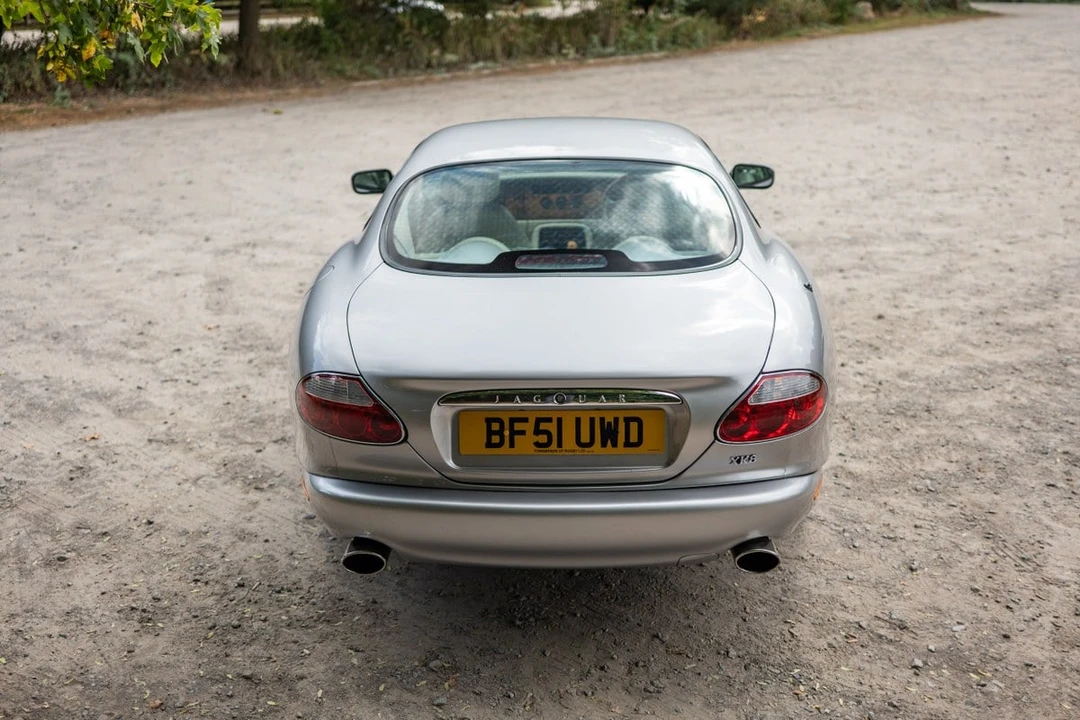 2001 Jaguar X100 XK8 - Image 29 of 30
