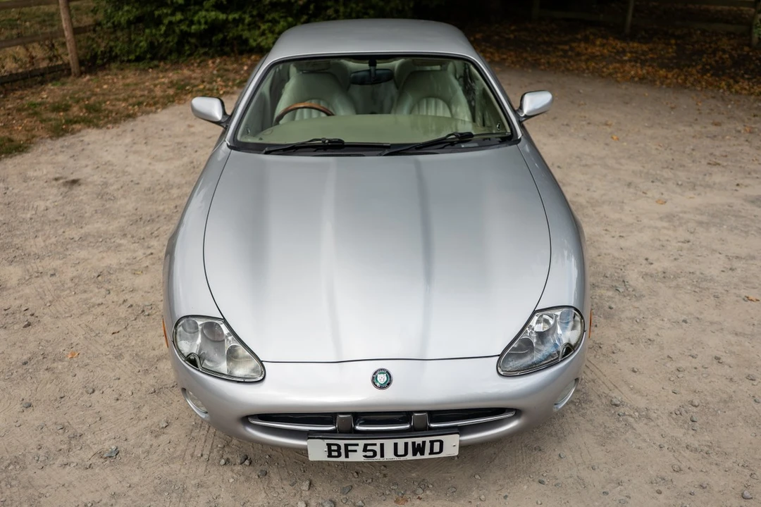 2001 Jaguar X100 XK8 - Image 17 of 30